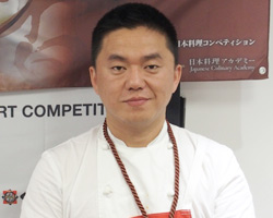 第6回日本料理コンペティション　欧州会場予選大会　3位　Young pa Kim　氏